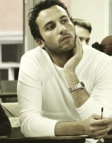 Ferit Aktuğ Kimdir?