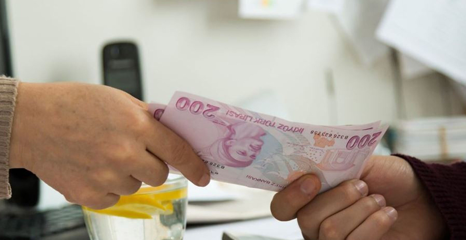 SİFTAH PARASI ATMAK