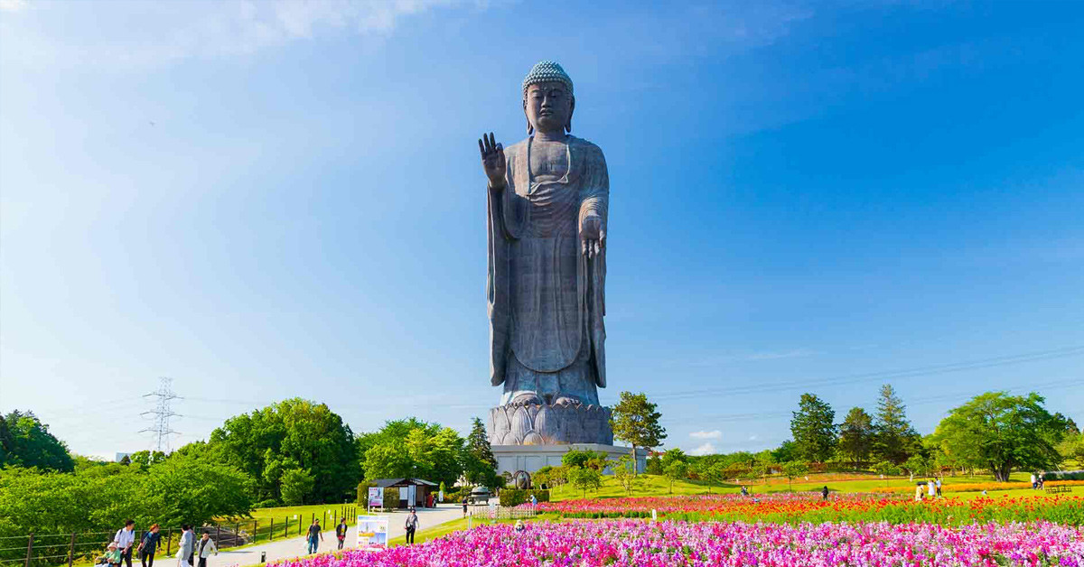 THE USHİKU BUDA HEYKELİ