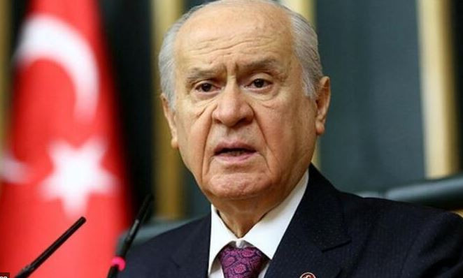  İşte Ahmet Takan'ın o yazısında MHP'yle ilgili bölümleri;