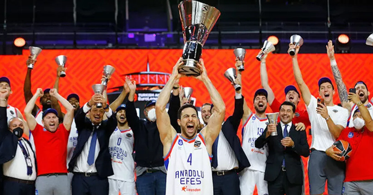 30 Mayıs 2021: Anadolu Efes Avrupa Şampiyonu Oldu