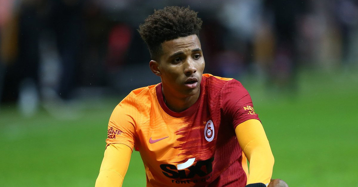 Hangi Takımda Oynuyor?