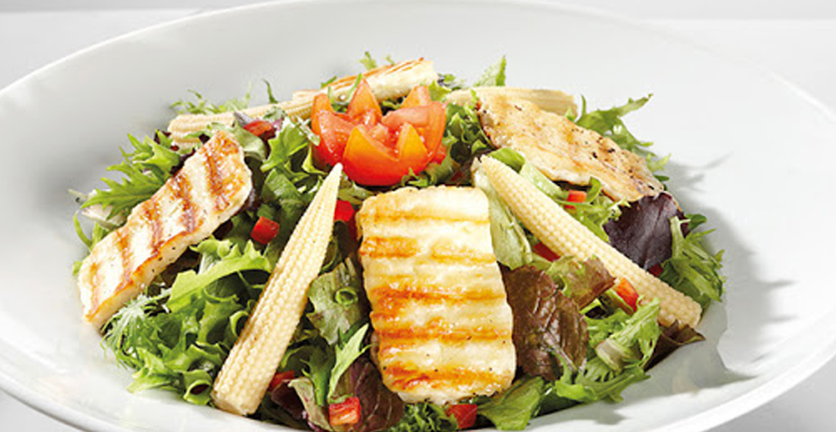 Hellim Peynirli Salata