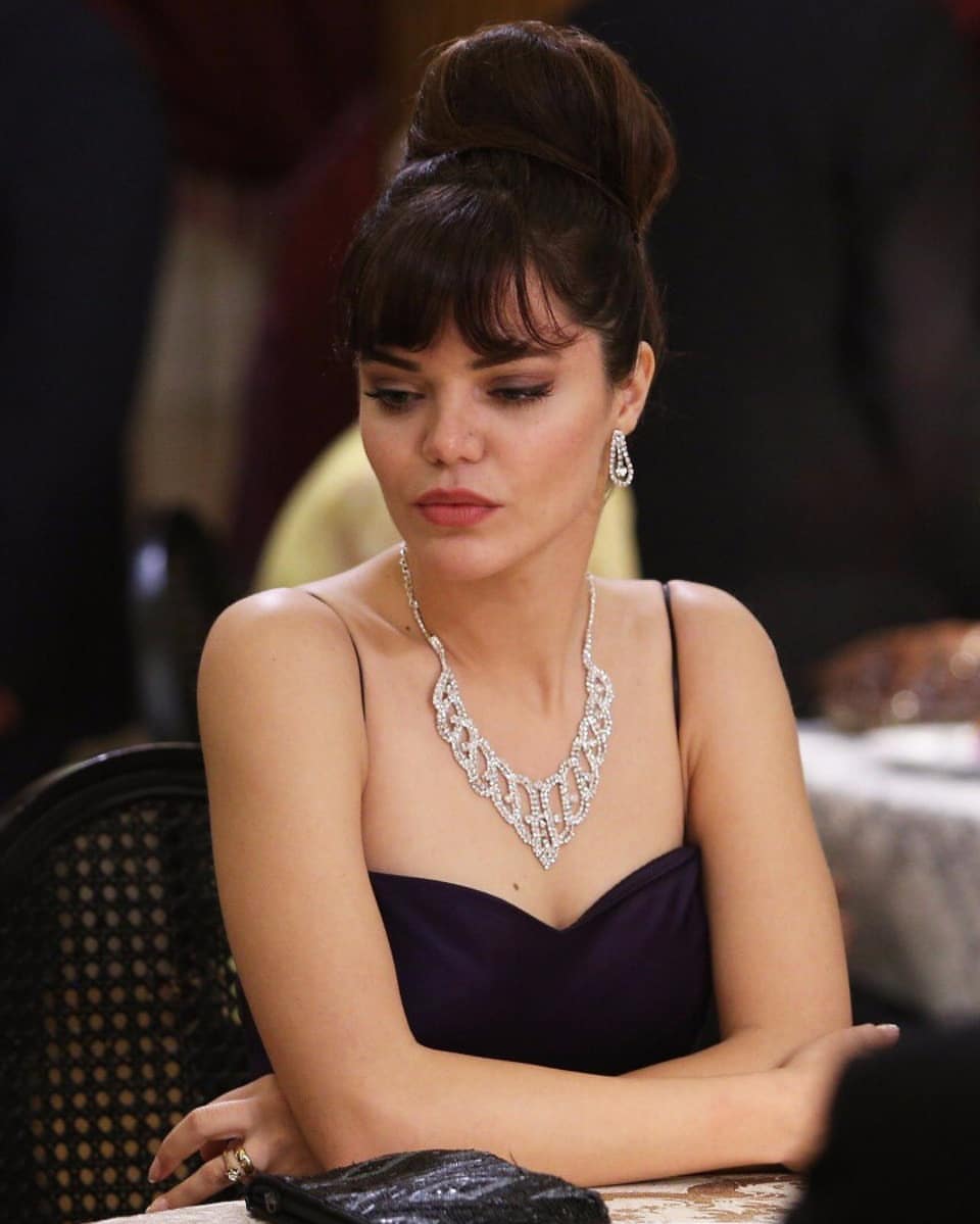 Bir Zamanlar Çukurova Dizisinin Züleyha'sı Hilal Altınbilek Kimdir?