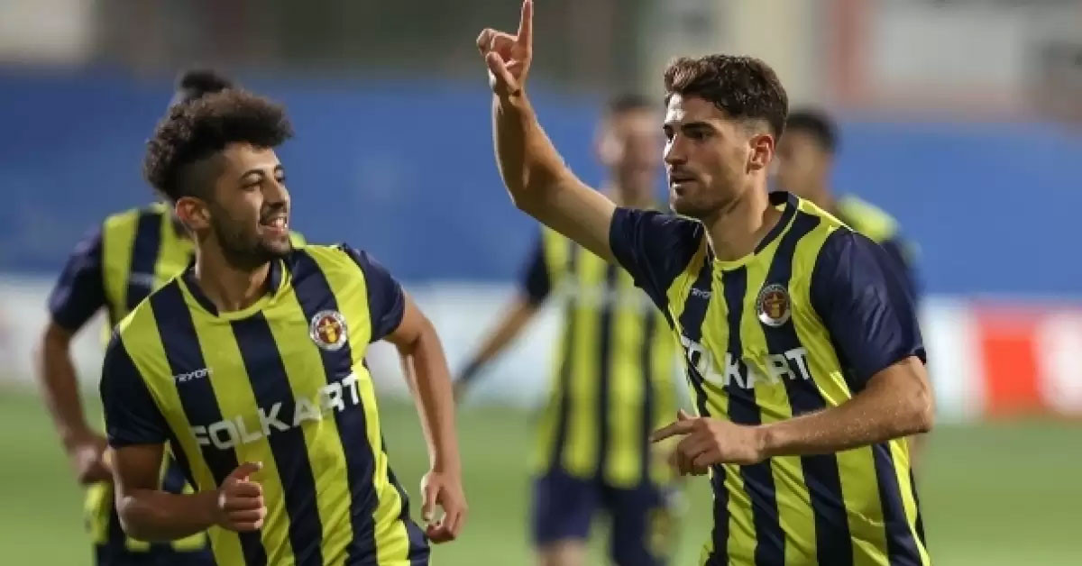 Performansı alkış aldı