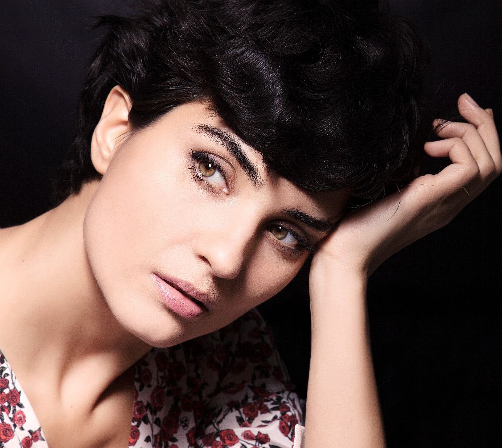 Tuba Büyüküstün'ün ödülleri 