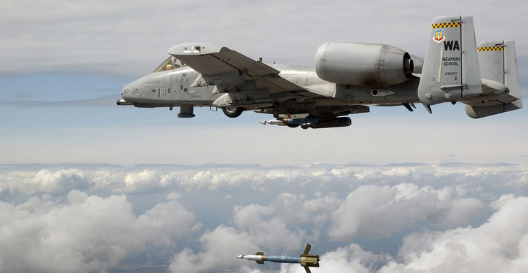 İRAN DESTEKLİ GRUPLARA AİT TESİSLER VURULDU