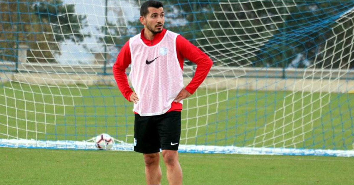 Emrah Başsan Hangi Mevkilerde Oynuyor?