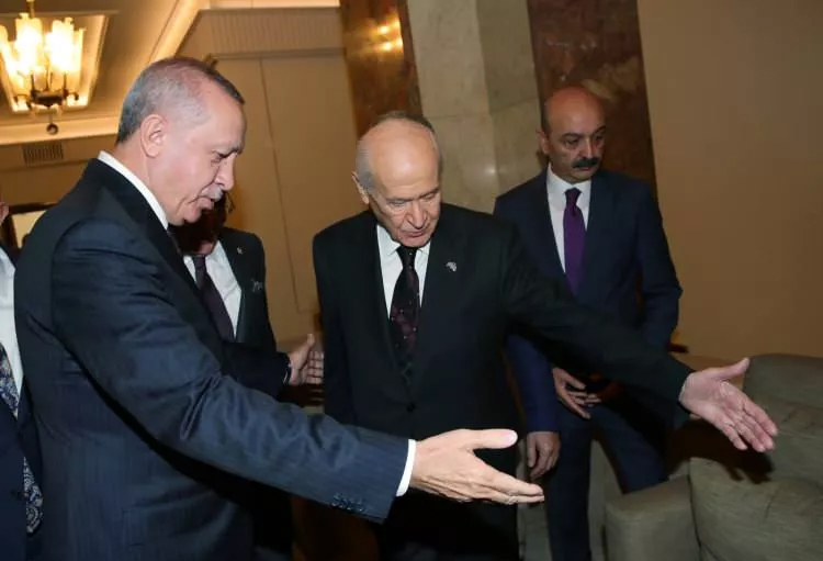 CUMHURBAŞKANI YARDIMCISI SAYISI 2'YE ÇIKARILACAK