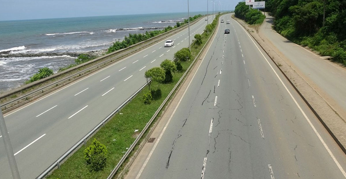 "DENİZ KENDİNE YAPILANI YANINA KOYMAZ"