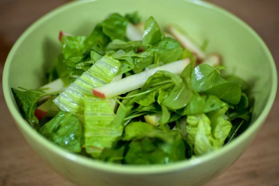 Güneş Yanıklarını Giderir