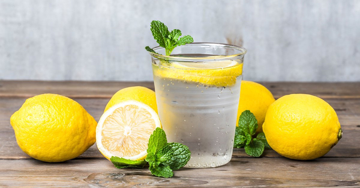 SOĞUK ALGINLIĞINA KARŞI LİMON SUYU 