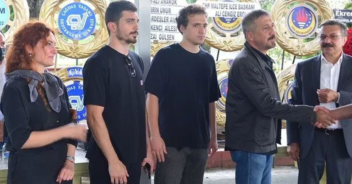 Cem Davran’dan annesine son veda