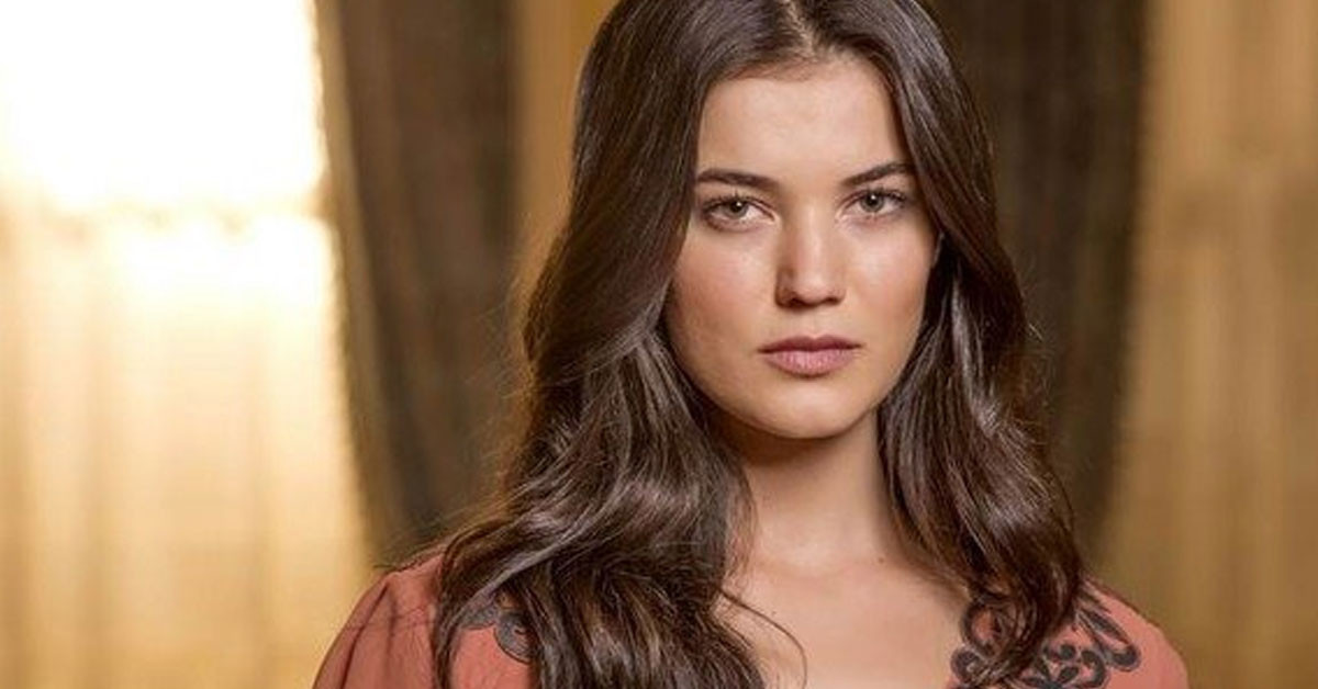 PINAR DENİZ'İN DİZİ VE FİLMLERİ