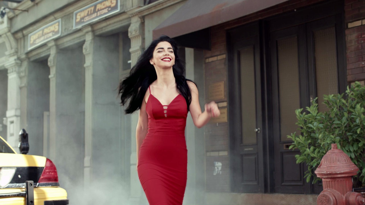 Paylaşımları olay yaratıyor