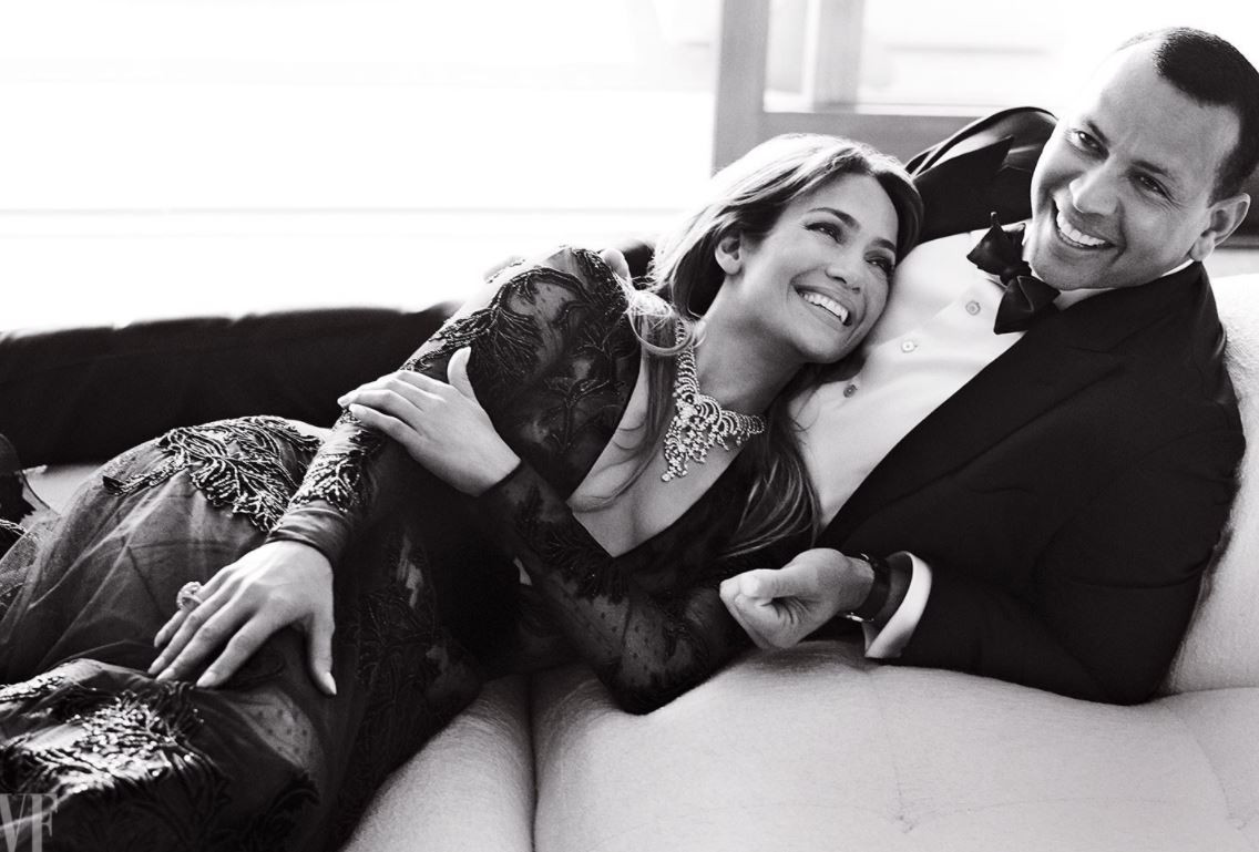  ŞAŞIRTAN EVLİLİK AÇIKLAMASI