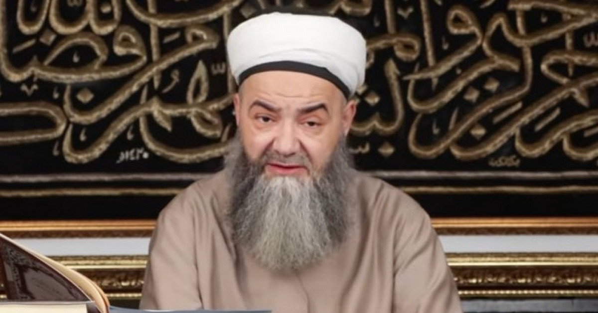 Yabancı bir erkekmiş gibi...