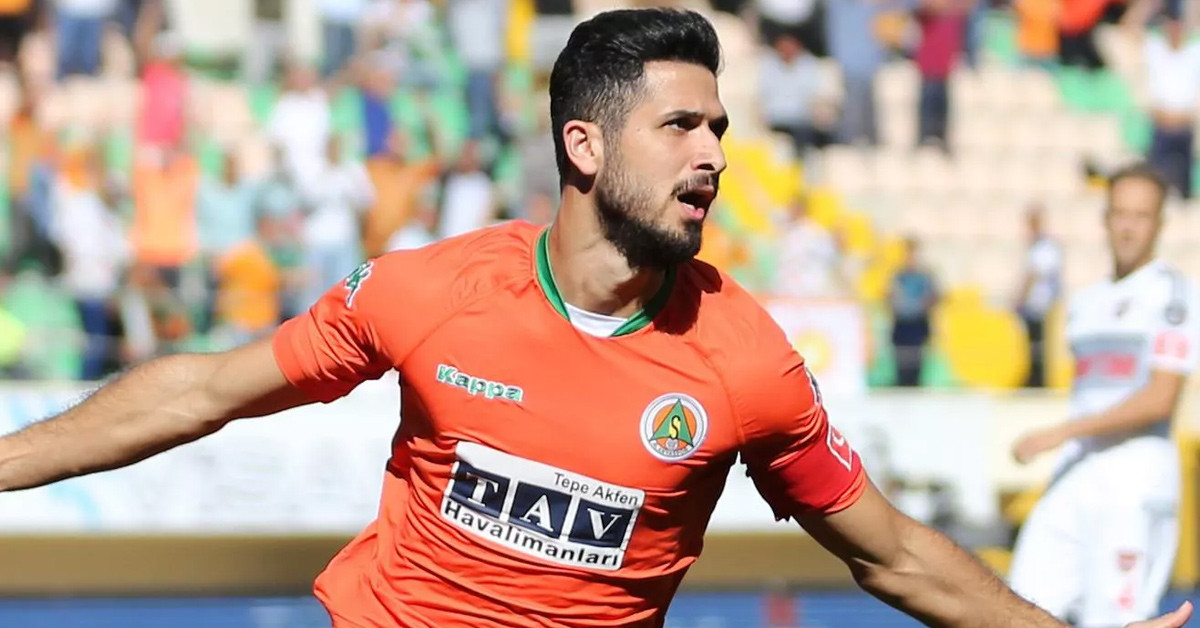 Emre Akbaba Yuvasına Geri Döndü!