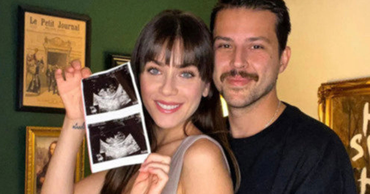 Aile pozu paylaştılar 