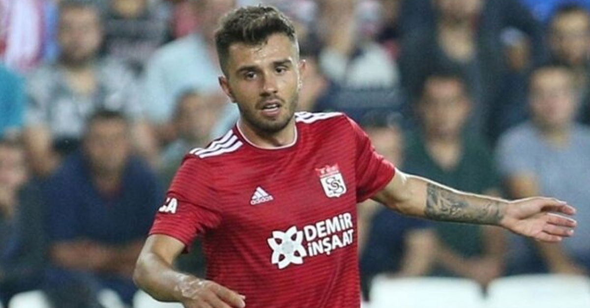 Hangi takımlarda oynadı?