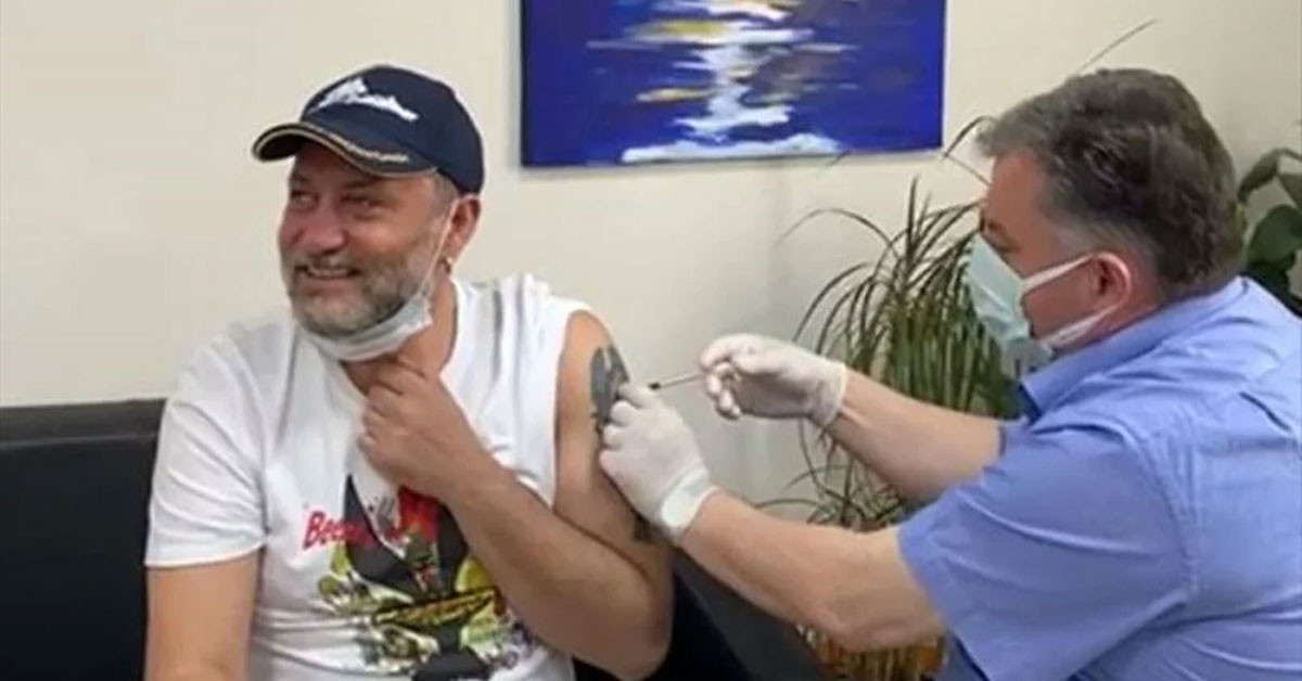 Hüsnü Şenlendirici