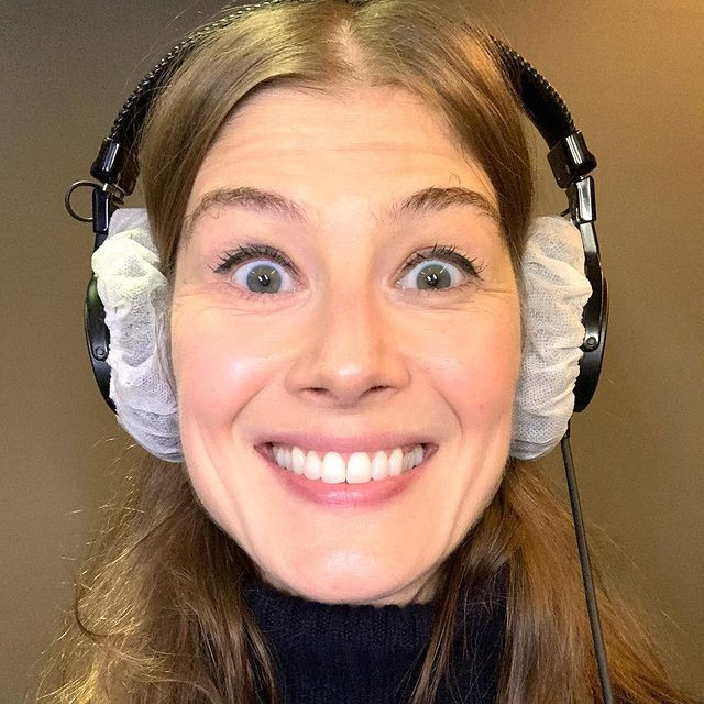 ROSAMUND PİKE FİLMLERİ