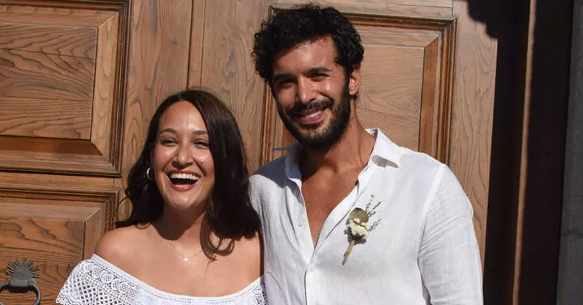 Kiralık Aşk dizisiyle tanındı