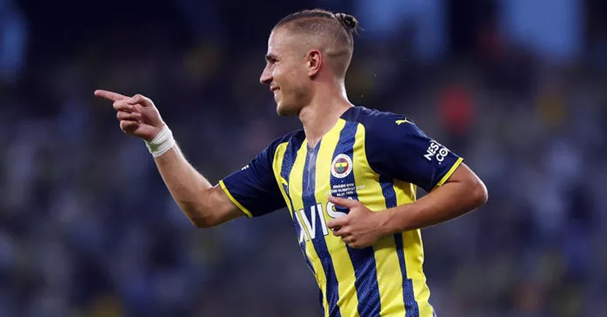 KARİYERİNDE KAÇ GOLÜ VAR?