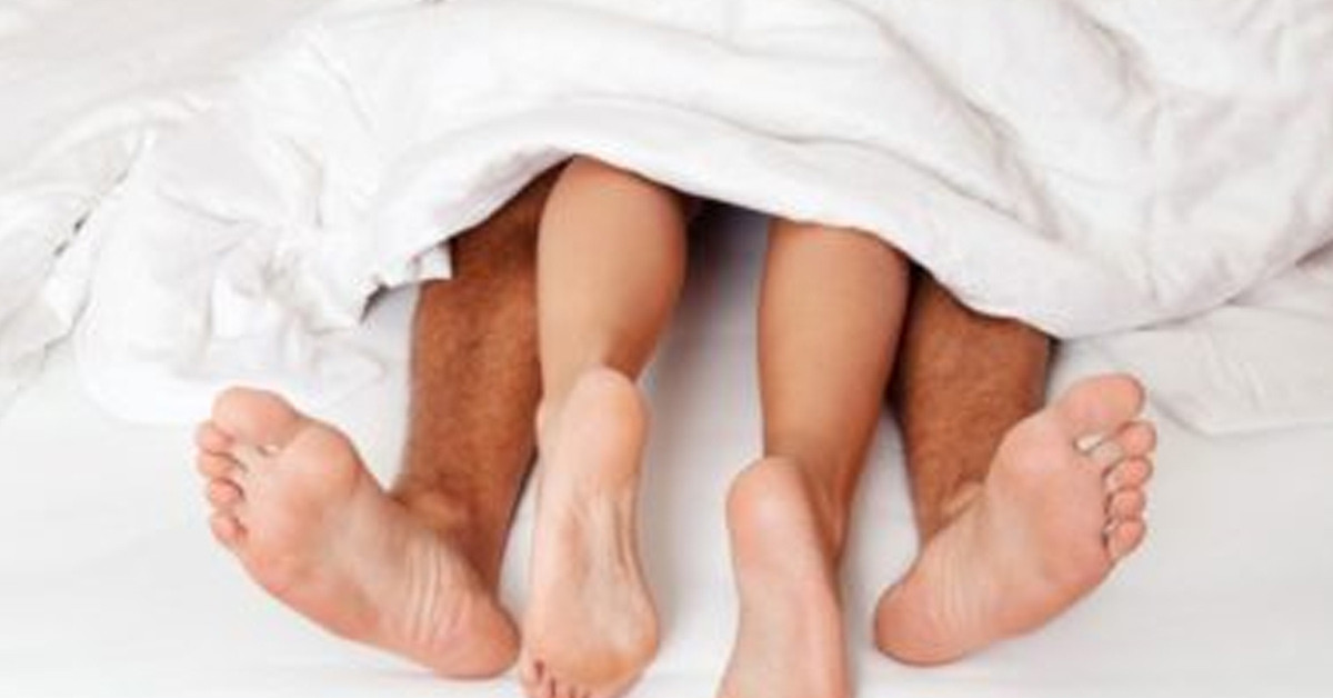 Kocasıyla olduğu için pişman