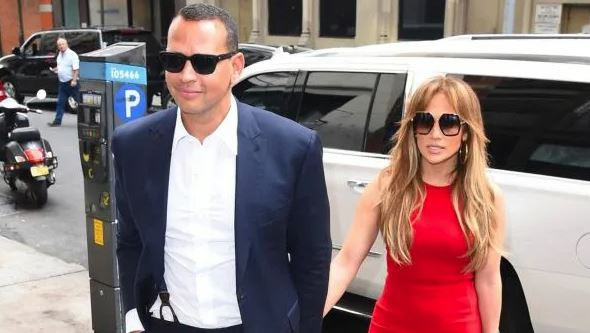 JLO ÜÇ KEZ EVLENİP BOŞANDI