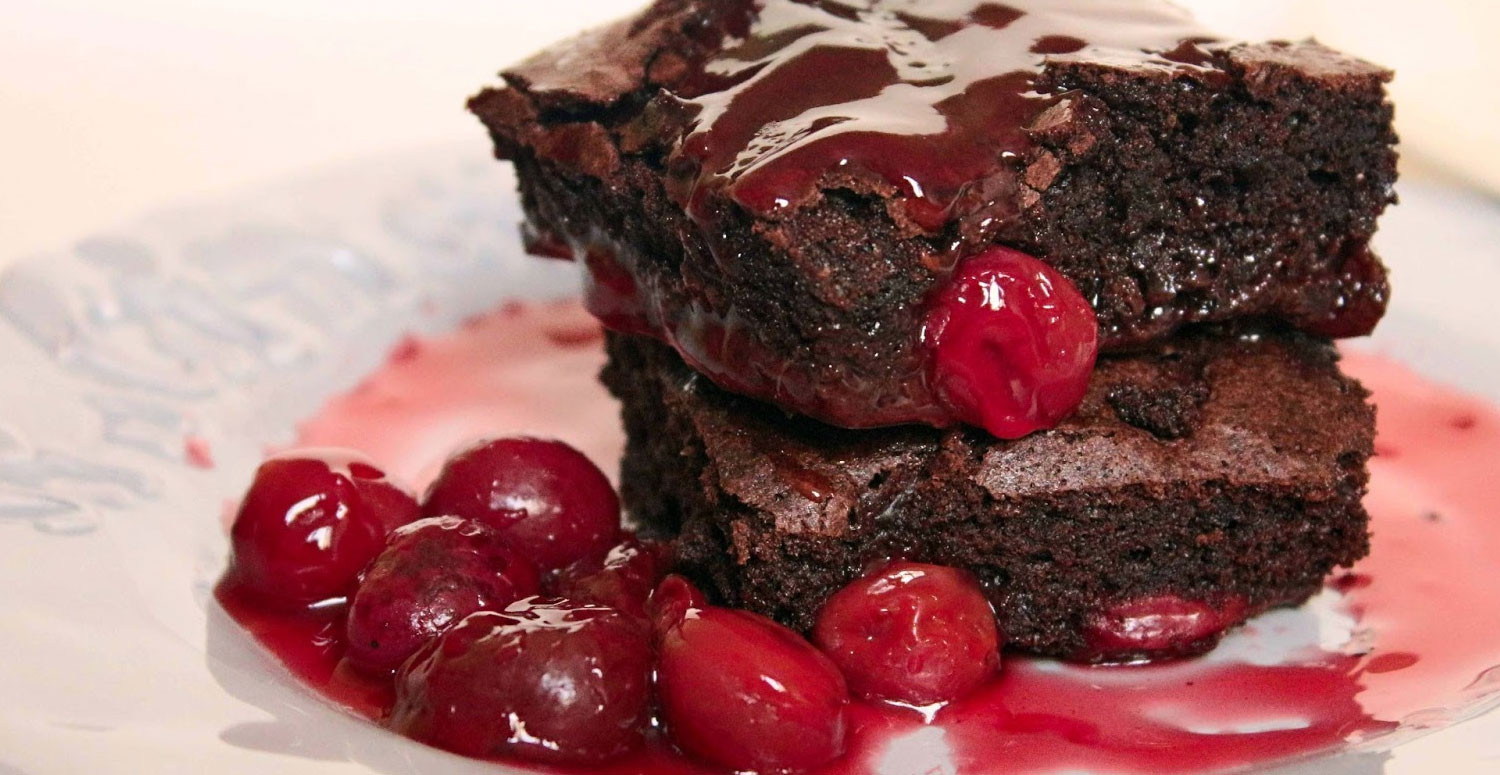 Vişneli Kakaolu Kek