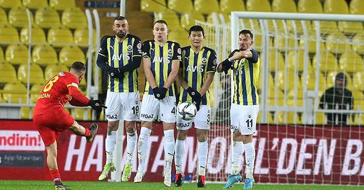 ATTIĞI GOL ÇOK KONUŞULUYOR!