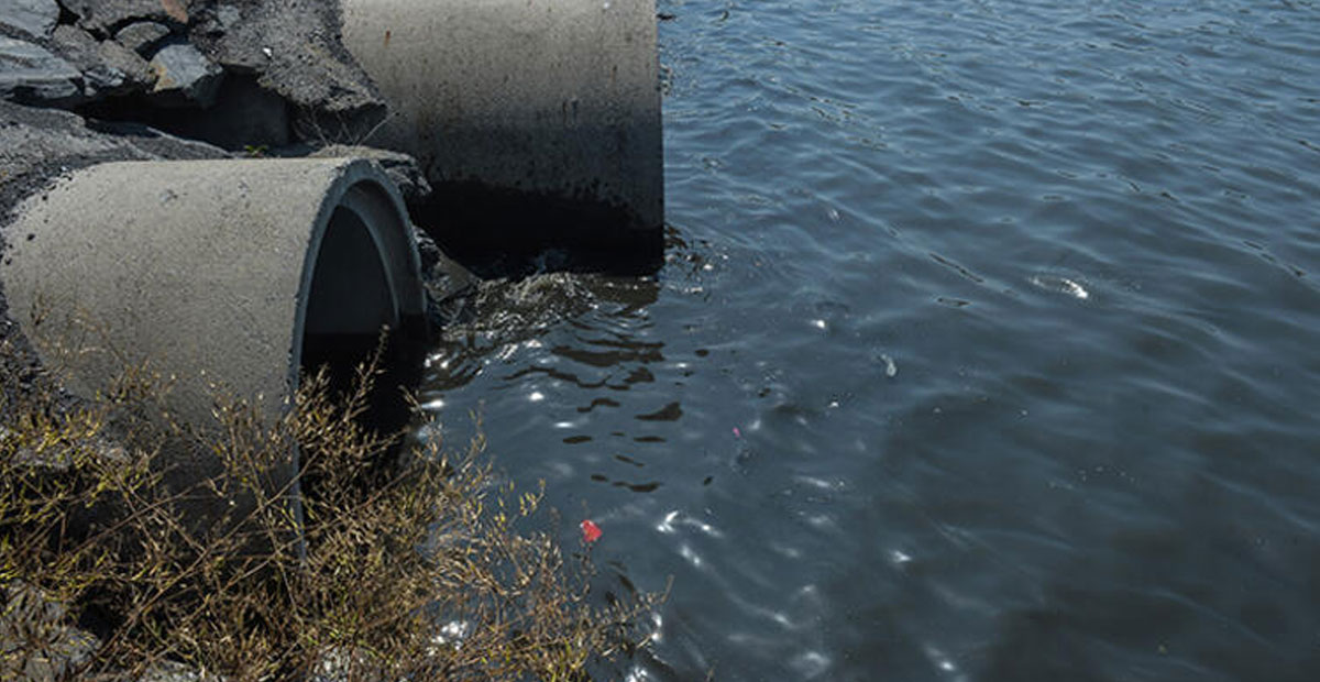 CADDEBOSTAN PİSLİK İÇİNDE 