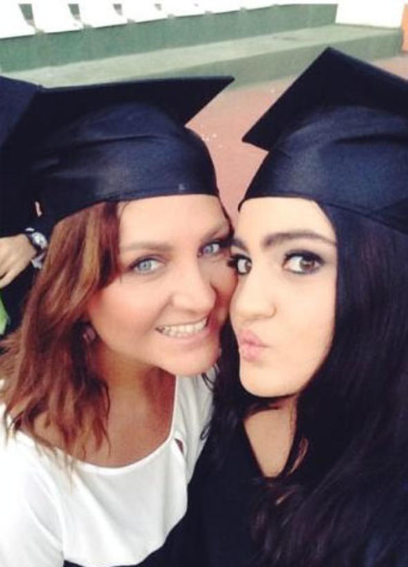 Sibel Can ve kızı Melisa