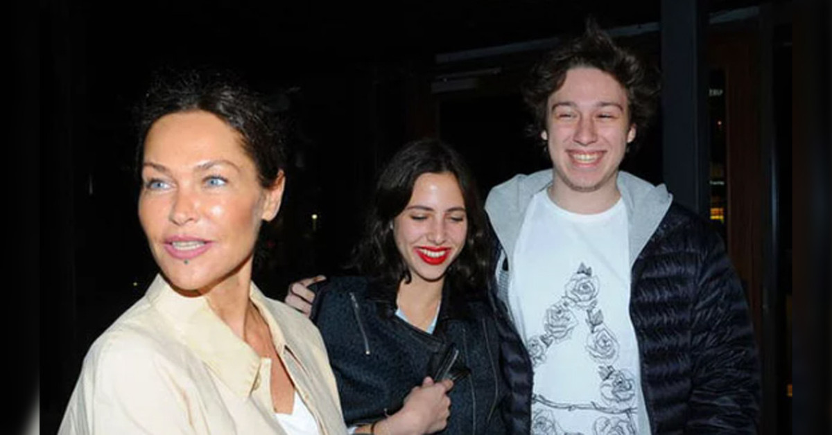 Hülya Avşar'ın Kızı Zehra Çilingiroğlu