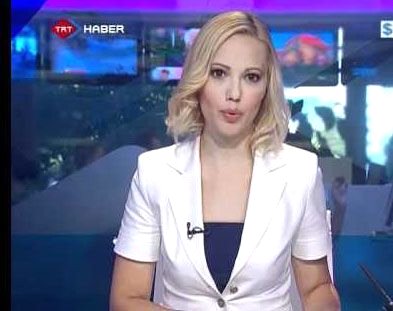 Tijen Karaş Kimdir?