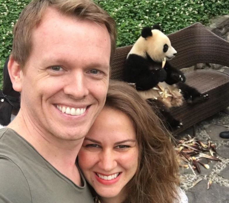 Nazlı Tolga ve Lawrence D. Brenninkmeyer