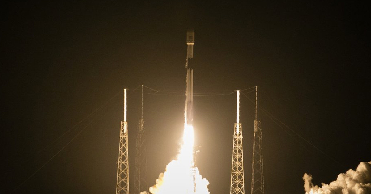 19 Aralık - Türksat 5B Uydusu Falcon 9 Roketiyle Cape Canaveral'den Uzaya Fırlatıldı