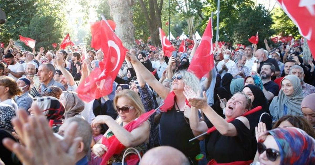 "Bir darbe girişimidir"