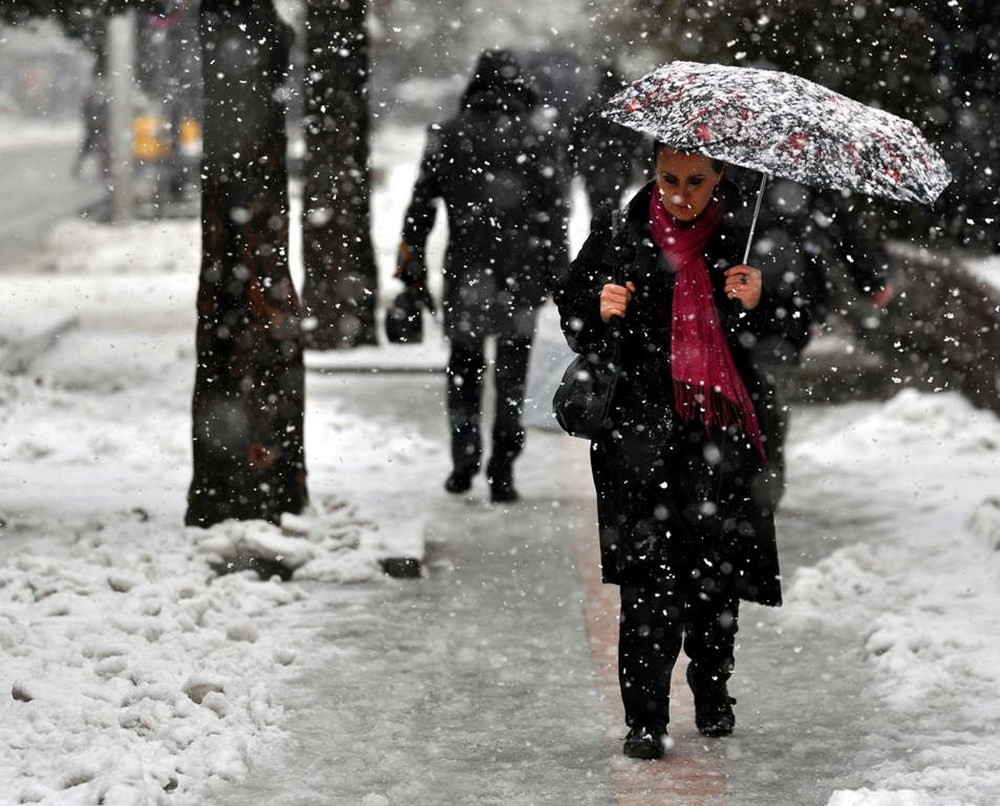 CUMA GÜNÜ GÜNEŞLİ HAVA GERİ DÖNÜYOR