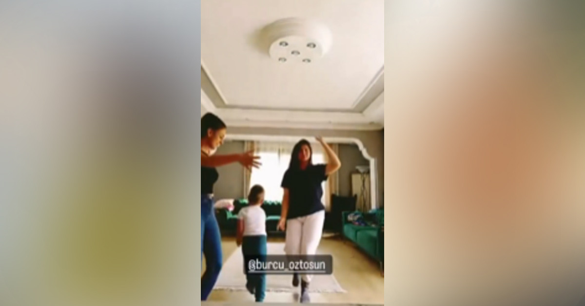 Başını açtı şimdi de kalçasını...