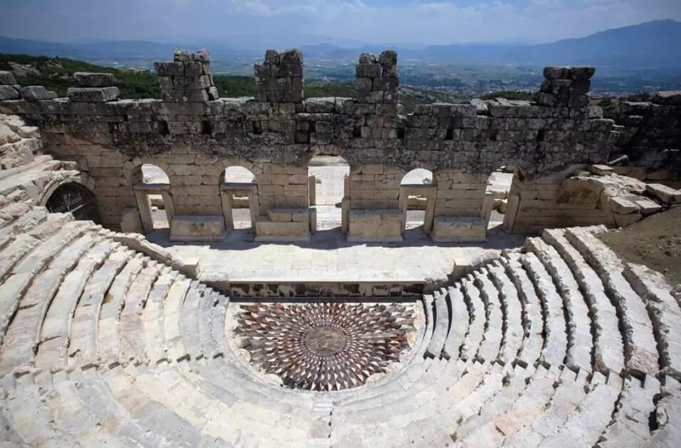  KİBYRA ANTİK KENTİ, BURDUR