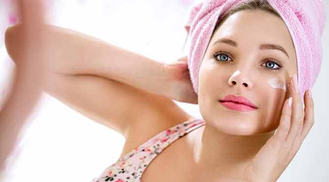 Üzüm ve Elmalı Yüz Maskesi Malzemeler