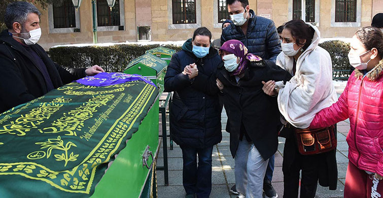  CİNAYETİN NEDENİ ARAŞTIRILIYOR