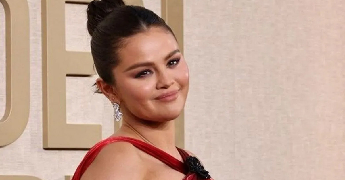 Selena Gomez - Çin ve Rusya