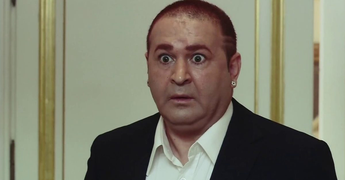 Şafak Sezer kimdir?