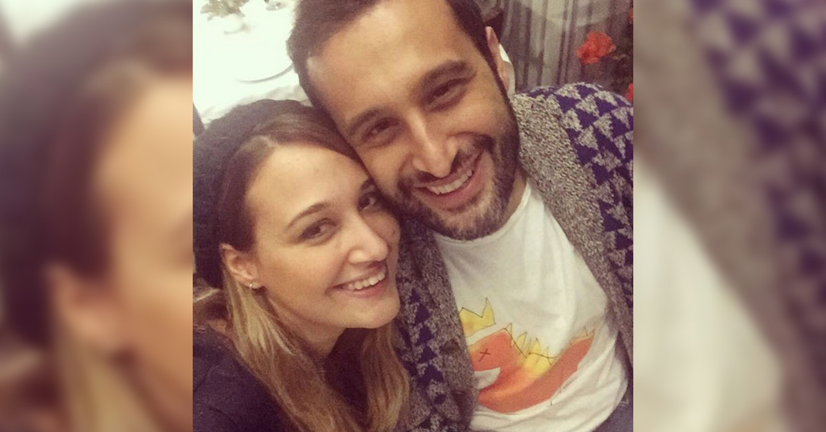 GUPSE ÖZAY VE ABİSİ