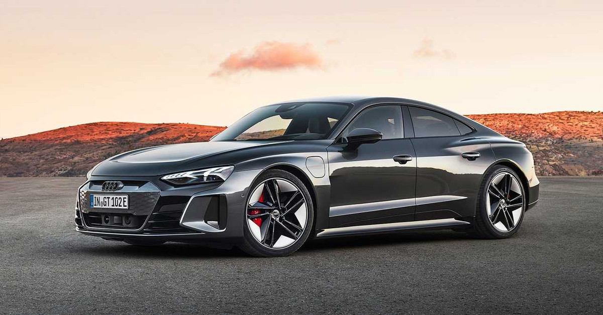 AUDI E-TRON GT