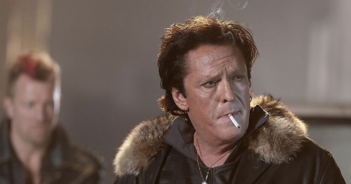 BEŞ ÇOCUK BABASININ BÜYÜK ACISI