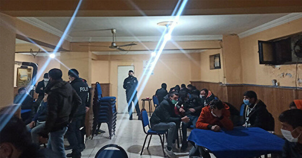 Kahvehanelere Ani Baskınlar